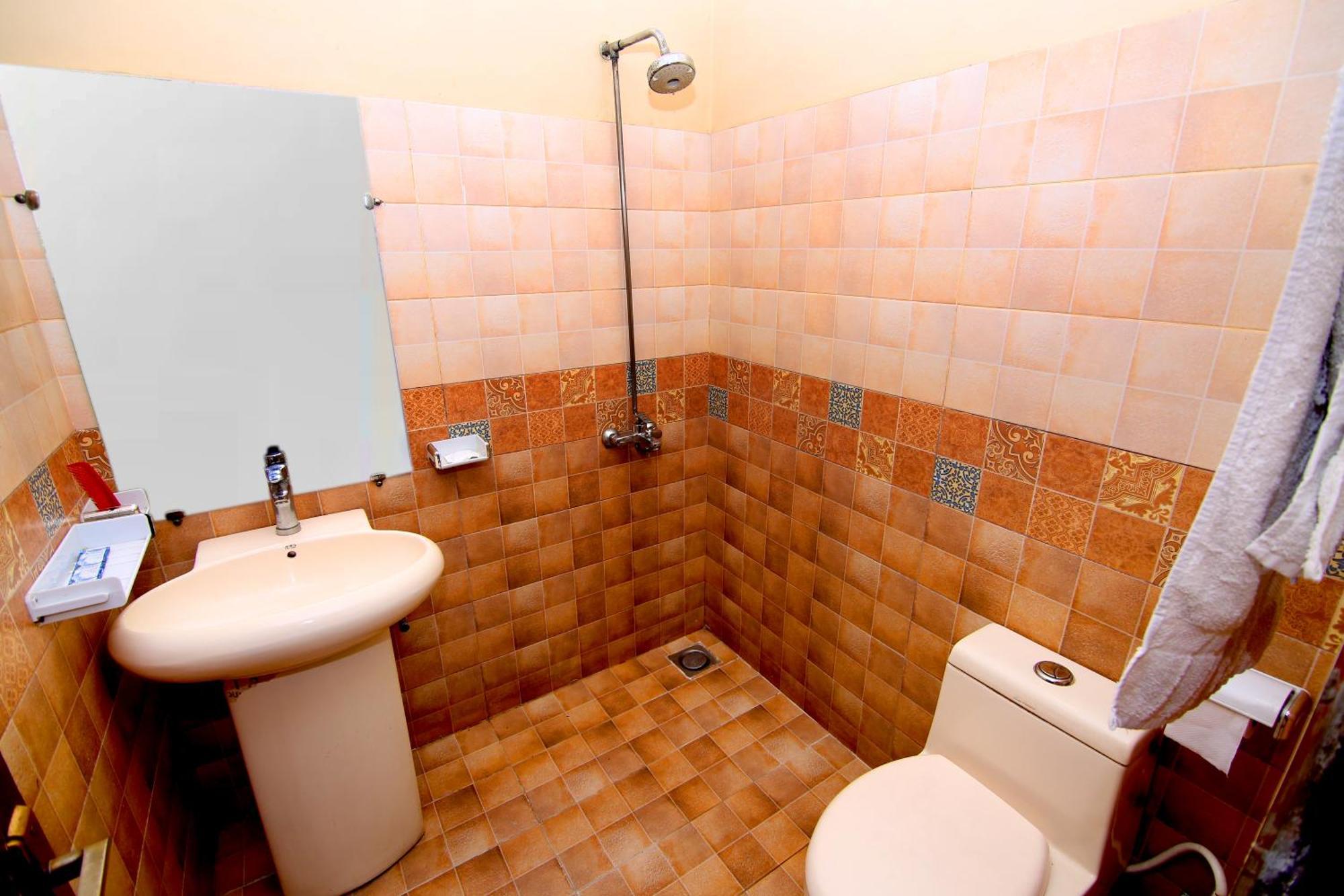 Premier Inn Gulberg Lahore Esterno foto